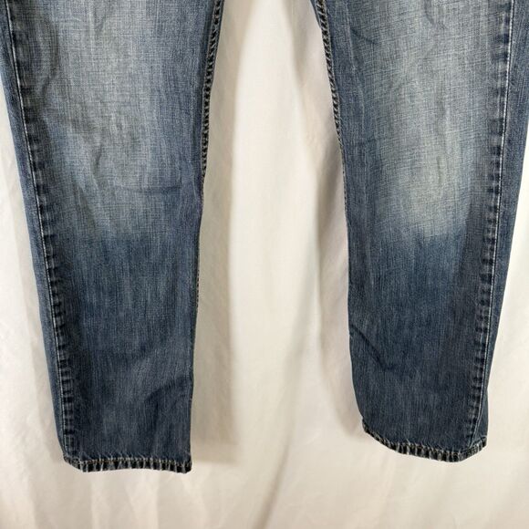 Levis 514 Jeans Men's 32x30 Medium Wash Blue Denim Button Zip 100% Cotton - Picture 3 of 11